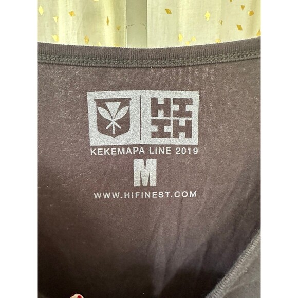 Hawaii's Finest Kekemapa Line 2019 Women's Hawaiian Quarter Sleeve Tee T-Shirt M - Picture 6 of 6